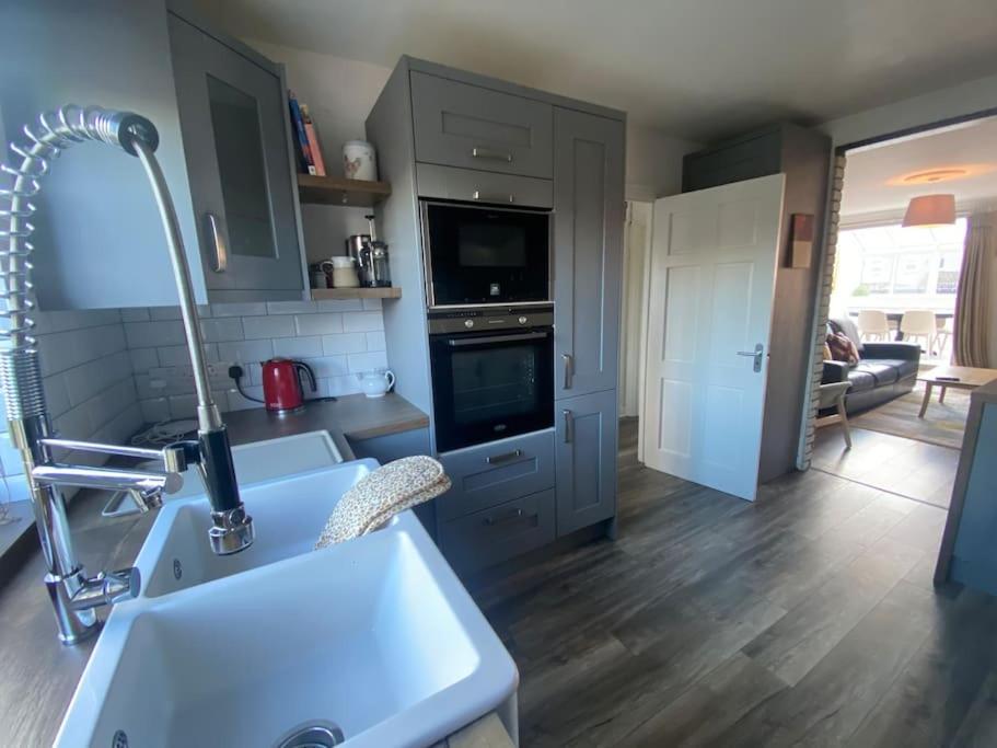Central, Comfortable And Spacious 4 Bed Duplex Dublin Extérieur photo