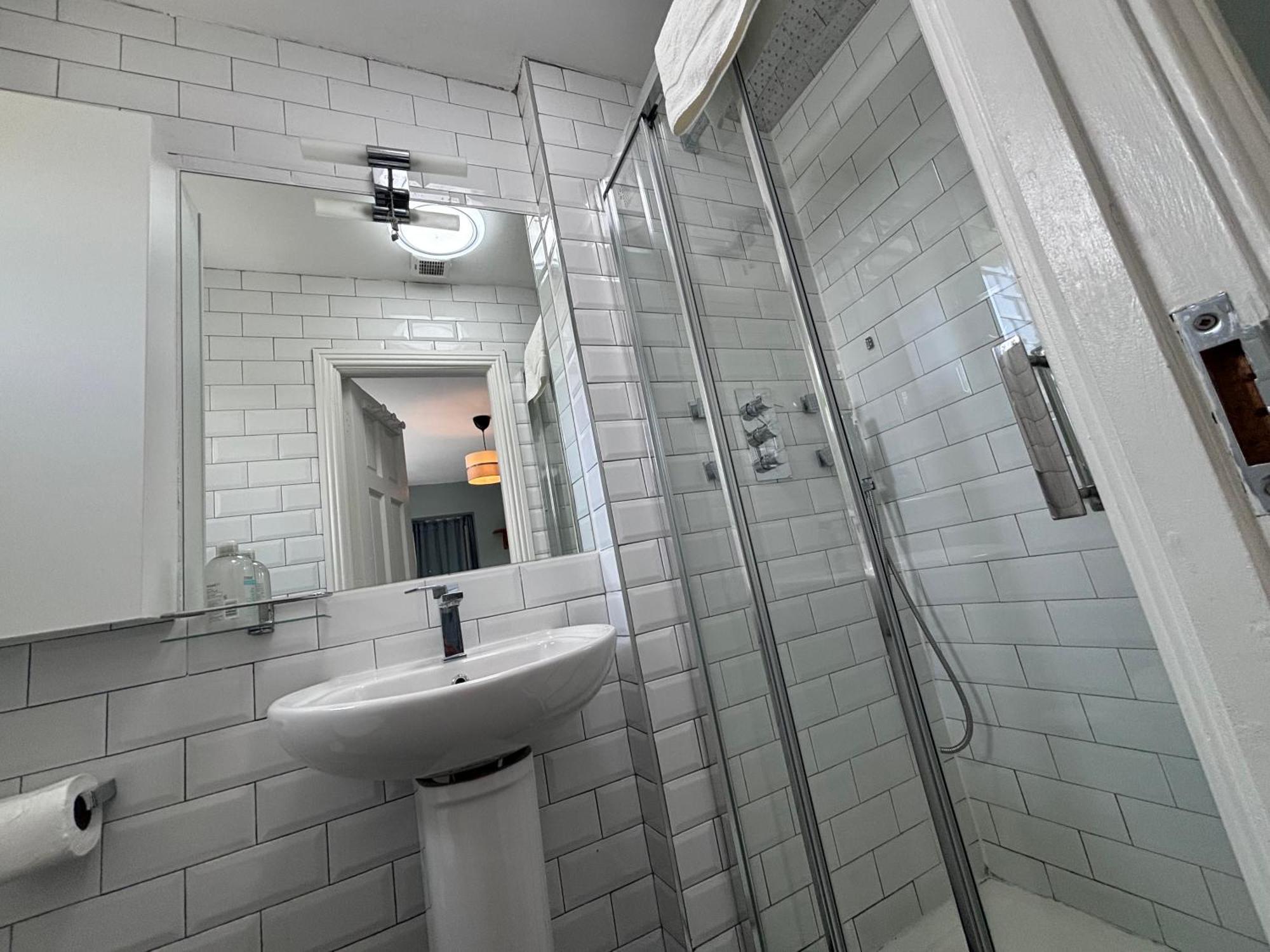 Central, Comfortable And Spacious 4 Bed Duplex Dublin Extérieur photo