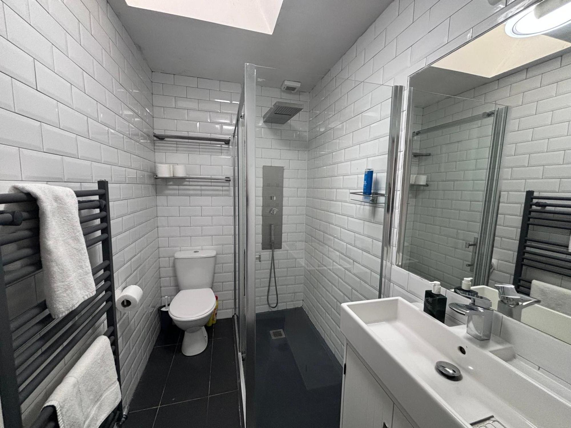 Central, Comfortable And Spacious 4 Bed Duplex Dublin Extérieur photo